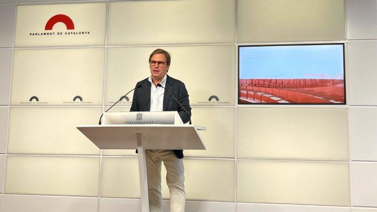 FOTOGRAFÍA. BARCELONA (REINO DE ESPAÑA), 01 DE OCTUBRE DE 2024. El portavoz de VOX en el Parlament de Catalunya, Joan Garriga Doménech, ha celebrado que el Tribunal Supremo haya decidido no aplicar la ley corrupta de amnistía criminal al delito de malversación a los líderes del procés. Lasvocesdelpueblo (Ñ Pueblo)