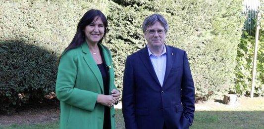 FOTOGRAFÍA. WATERLOO (BÉLGICA), 23 D EOCTUBRE DE 2024. El prófugo d ela Justicia española y fundador de la derechista cobarde separatista Junts per Catalunya (JxCat), Carles Puigdemont Casamajò, ha trasladado a la actual presidente de JxCat y expresidente del Parlament de Catalunya, Laura Borràs Castanyer, su "voluntad de volver a la Presidencia" del partido. Asimismo, Puigdemont fulmina a Borràs en su cara y 'okupa' la presidencia de JxCat para controlar a todo el partido desde Waterloo (Bélgica). lasvocesdelpueblo (Ñ Pueblo)