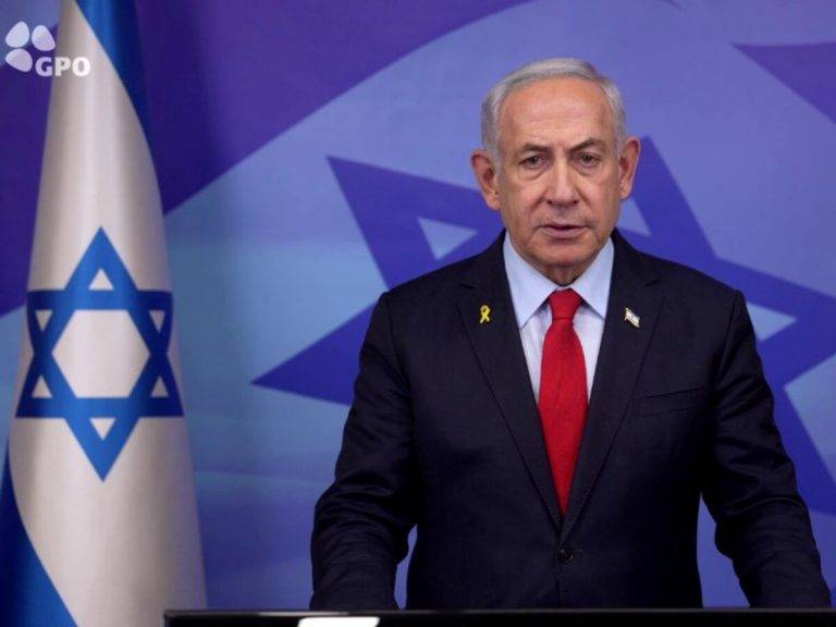 FOTOGRAFÍA. JERUSALÉN (ISRAEL), 25 DE NOVIEMBRE DE 2024. En la imagen el el Primer ministro de Israel, Bibi (Benjamín Netanyahu), registrado este martes, 26 de noviembre durante una declaración institucional sobre el alto de fuego en el líbano con el grupo terrorista islamofascista y antisemita Hezbolá (Hezbollah). Lasvocesdelpueblo (Ñ Pueblo)