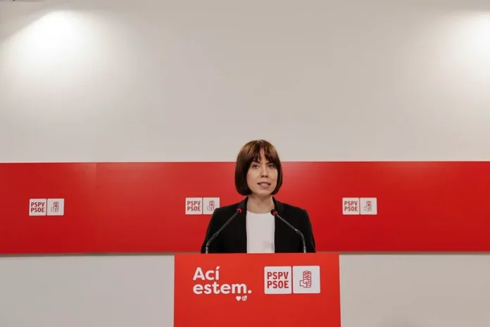 DANA Valencia El PSOE ofrece un Gobierno técnico (PP-PSOE) sin negacionistas de VOX y Carlos Mazón en la Comunidad Valenciana FOTOGRAFÍA. VALENCIA (COMUNIDAD VALENCIANA) REINO DE ESPAÑA, 16 DE NOVIEMBRE DE 2024. La ministra socialista Morant rectifica: No estoy diciendo que Feijóo sea Hitler. La secretaria general del PSPV-PSOE y ministra de Ciencia, Innovación y Universidades del Gobierno de España, Diana Morant Ripoll durante una comparecencia institucional en la sede del partido en València, este viernes, tras finalizar la comparecencia de Carlos Mazón Guixot (PP) sobre la gestión de la dana en el pleno de Les Corts Valencianes para rendir cuentas de lo que hizo el 29 de octubre y la remodelación de la estructura de su gobierno para adaptarla a la reconstrucción. Efe
