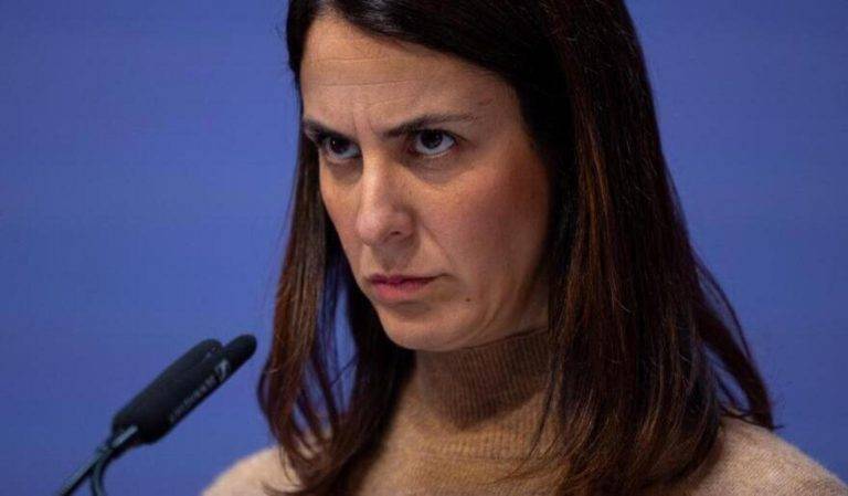 FOTOGRAFÍA. MADRID (COMUNIDAD DE MADRID) REINO DE ESPAPÑA, 28 DE OCTUBRE DE 2024. La portavoz del Grupo Parlamentario de Mas Madrid en la Asamblea de la Comunidad de Madrid, Rita Maestre Fernández, durante la rueda de prensa ofrecida este lunes 28 de octubre en Madrid, sobre la actualidad política que pasa por los numerosos casos de agresiones sexuales y machismo del dirigente de su partido y portavoz parlamentario en el Congreso de los Diputados de la alianza de las ultraizquierdas SUMAR, Íñigo Errejón Galván, predador sexual que ha tenido que abandonar la política después de hacerse públicas las primeras denuncias de mujeres vinculadas a los círculos progresistas y feministas de extrema izquierda contra este 'macho alfa' de Mas Madrid, ex y cofundador de PODEMOS. Efe