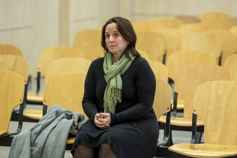 FOTOGRAFÍA. SAN FERNANDO DE HENARES (MADRID) REINO DE ESPAÑA, 28/10/2024.- La Audiencia Nacional juzga a la exdirigente de ETA Ainhoa García Montero, considerada hasta su detención en mayo de 2003, jefa de los comandos de la banda terrorista, por el atentado cometido el 8 de agosto de 2000 en Zumaia en el que murió el presidente de la Asociación de Empresarios de Guipúzcoa, José María Korta. Efe