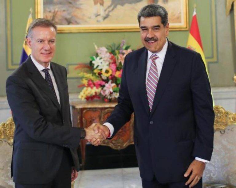 El dictador Nicolás Maduro Moros recibe las cartas credenciales del nuevo embajador de España ante Venezuela Álvaro Enrique Albacete Perea (Álvaro Albacete)