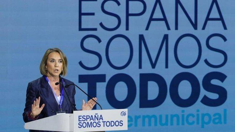 FOTOGRAFÍA. VALLADOLID (CASTILLA Y LEÓN) REINO DE ESPAÑA, 30 DE NOVIEMBRE DE 2024. La secretaria general del Partido Popular (PP), Concepción Gamarra Ruiz-Clavijo (Cuca Gamarra), interviene en la XXVII Intermunicipal del PP que se celebra este sábado en Valladolid. Efe