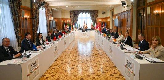 FOTOGRAFÍA. SANTANDER (CANTABRIA) REINO DE ESPAÑA, 13 DE DICIEMBRE DE 2024. Vista de la XXVII Conferencia de Presidentes que se celebra este viernes en el Palacio de la Magdalena, en Santander. Efe