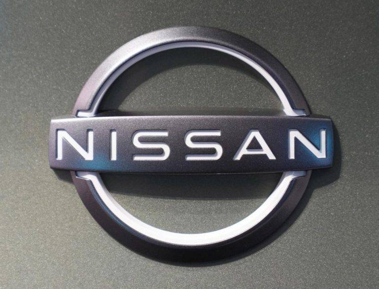 FOTOGRAFÍA. TOKIO (JAPÓN), 12 DE MAYO DE 2022. Detalle del del logo de Nissan Motor. Efe