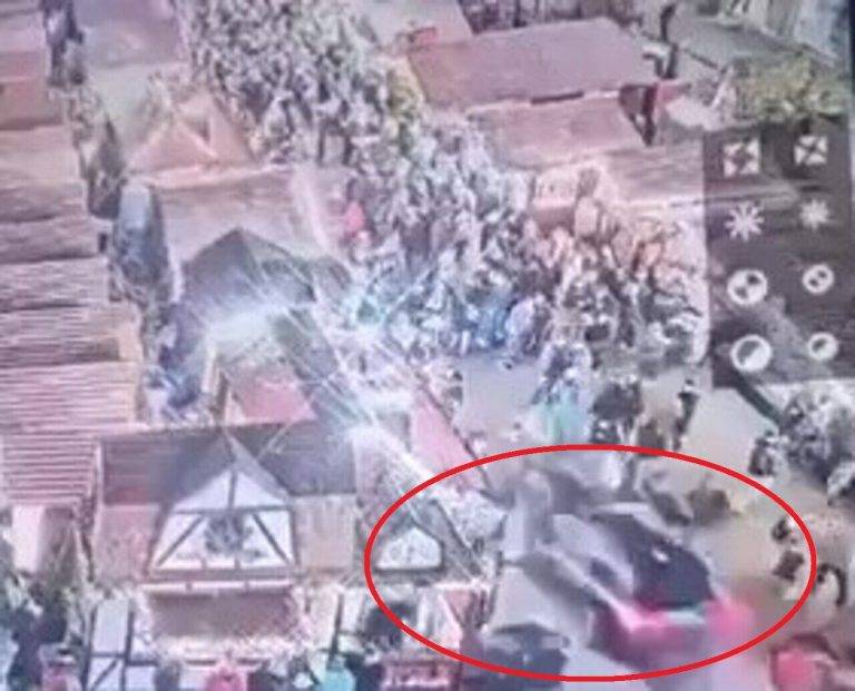 FOTOGRAFÍA. MAGDEBURGO (ALEMANIA), 20 DE DICIEMBRE DE 2024. Un coche atropelló este viernes a varias personas en un mercado navideño en Magdeburgo (este de Alemania), sin que se tengan todavía informaciones sobre muertos o heridos. Captura vídeo del atropello masivo/Lasvocesdelpueblo (Ñ Pueblo)