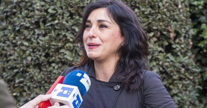 FOTOGRAFÍA. GRANADA (ANDALUCÍA) REINO DE ESPAÑA, 30 DE MARZO DE 2022. En la imagen Juana Rivas Gómez, condenada por secuestro de uno de sus hijos con su exmarido italiano, Francesco Arcuri, negando la custodia al padre del crío, pese a la decisión judicial en favor del papá del menor. Efe