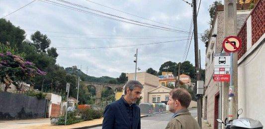 FOTOGRAFÍA. BARCELONA (CATALUÑA) REINO DE ESPAÑA, 20 DE ENERO DE 2025. Gonzalo de Oro-Pulido Plaza (i), el presidente del Grupo Municipal de VOX en el Ayuntamiento de Barcelona, registrado este lunes en la ciudad. Lasvocesdelpueblo (Ñ Pueblo)