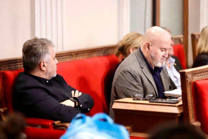 Ayuntamiento Tarragona, FOTOGRAFÍA. TARRAGONA (REINO DE ESPAÑA), 20 DE ENERO DE 2025. La portavoz del Grupo Municipal de VOX en el Ayuntamiento de Tarragona, Judith Gómez García, ha sido objeto de "ataques injustificados" por parte de los concejales tránsfugas Francisco Javier Gómez León (Javier Gómez) y Jaime Duque, quienes cuestionaron su ausencia en el pleno municipal celebrado hoy, para desviar la atención sobre una investigación de Antifraude contre ellos por presupuesta corrupción. Lasvocesdelpueblo (Ñ Pueblo)