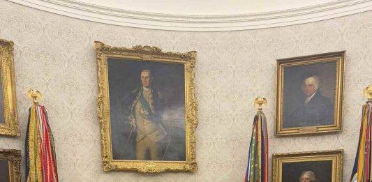 FOTOGRAFÍA. WASHINGTON (ESTADOS UNIDOS DE AMÉRICA), 04 DE FEBRERO DE 2025. El presidente 47° de los Estados Unidos de América por el partido Republicano, Donald John Trump (d), mantuvo este martes una reunión con su homólogo del Estado de Israel por el partido Likud, Benjamín Netanyahu (i), en la Casa Blanca, Presidencia del Gobierno de United States of América, tras una charla sin censura con la prensa y una rueda de prensa posterior a este encuentro histórico entre los mandatarios de ambos Naciones. Antes, el líder del mundo libre recibió con honores al primer ministro de la Tierra Santa, la primera reunión de Trump con un jefe de Gobierno extranjero desde que tomó posesión el pasado 20 de enero de 2025. Lasvocesdelpueblo (Ñ Pueblo)