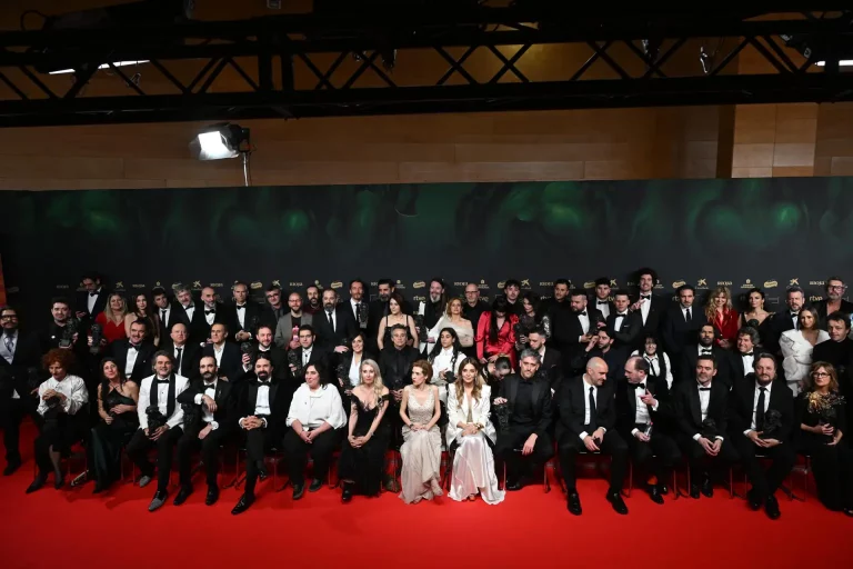 FOTOGRAFÍA. GRANADA (ANDALUCÍA) REINO DE ESPAÑA, 08 DE FEBRERO DE 2025. Fotografía de los 39 galardonados de los Goya de la 39 edición de estos premios de la Academia de Cine del Reino de España este sábado 8 y madrugada dle domingo 9 de febrero de 2025, en Granada (Comunidad Autónoma de Andalucía). Efe