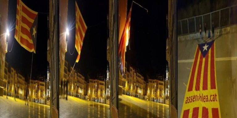 FOTOGRAFÍA. VICH (BARCELONA) CATALUÑA (REINO DE ESPAÑA), 11 DE SEPTIEMBRE DE 2024. Una operación pacífica nocturna de la RESISTENCIA catalana, organizada por la plataforma catalana de los grupos llamados "Quita Lazos", la entidad de la sociedad civil "Unión de las Brigadas", ha liberado esta madrugada la plaza Mayor de Vich (Barcelona) Comunidad Autónoma de Cataluña (Reino de España) de la basura separatista al quitar de este lugar emblemático del secesionismo una de sus "estrellas" más grande, que desde ahora descansa en un saco de confeti. Captura vídeo Unión de Brigadas/Lasvocesdelpueblo (Ñ Pueblo)