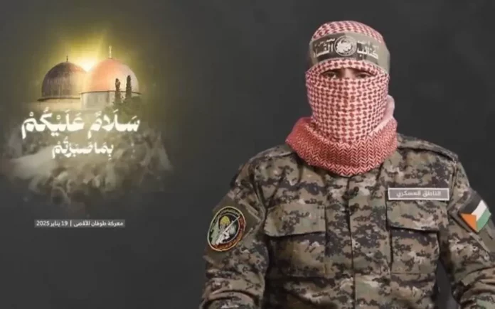 FOTOGRAFÍA. GAZA (FRANJA DE GAZA), 10 DE FEBRERO DE 2025. El asesino terrorista portavoz de las llamadas "Brigadas Al Qassam" del grupo islamofascistas yihadistas Hamás ISIS, Hudhaifa Kahlout -conocido como "Abu Obeida-", anunció este lunes que los hijos del mal van a romper con el acuerdo sobre entrega de los secuestrados israelíes y resto de nacionalidades -vivos o muertos- después de que los asesinos fracasaron en su propaganda de la última entrega mostrando al mundo su verdadera cara de terroristas y secuestradores con unos rehenes visiblemente malnutridos en el cautiverio del califato islámico de Gaza; una imagen que Hamás ISIS no quiere que vuelva a mostrarse. AJN