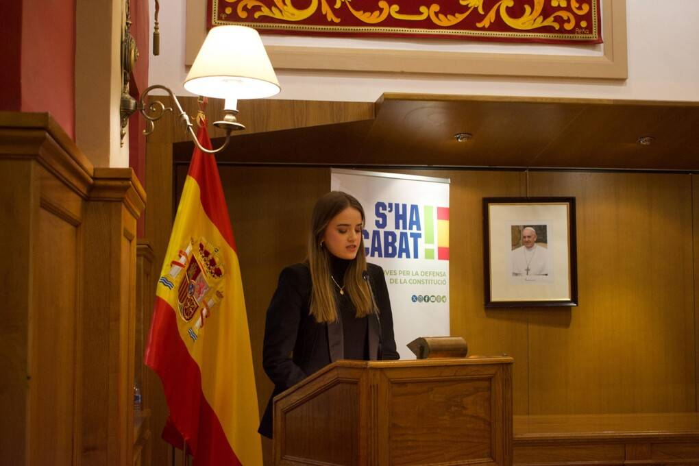 FOTOGRAFÍA. MADRID (REINO DE ESPAÑA), 27 DE MARZO DE 2025. El acto "España frente al abismo: el Estado de Derecho en juego", de la asociación juvenil española S'ha Acabat! (S'!) —con la participación de la diputada nacional y portavoz de emergencia demográfica y políticas sociales de VOX, Rocío de Meer Méndez, y el diputado nacional y portavoz en la Comisión de RTVE del PP, Eduardo Carazo— registró este jueves un éxito. Lasvocesdelpueblo (Ñ Pueblo)