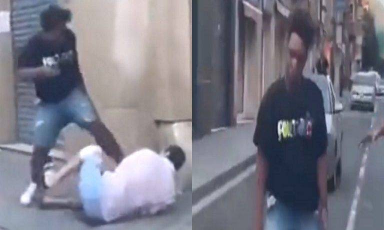 FOTOGRAFÍA. REUS (TARRAGONA) ESPAÑA, 01.09.2022. Uno de los inmigrantes «bienvenidos» a «pagar las pensiones de los españoles» ha tratado como desechos humanos este jueves a un vecino de Reus (Tarragona) en la calle Misericórdia, número 33, apuñalando a la víctima en la pierna, robando su pertenencia y propinándole patadas y puñetazos ante de huir en un patinete eléctrico por la calle de los Jurados de esta ciudad ante la impotencia de una vecinos que solo podrían gritar y observar como el agresor se apodera de sus calles impunemente. Lasvocesdelpueblo (Ñ Pueblo)