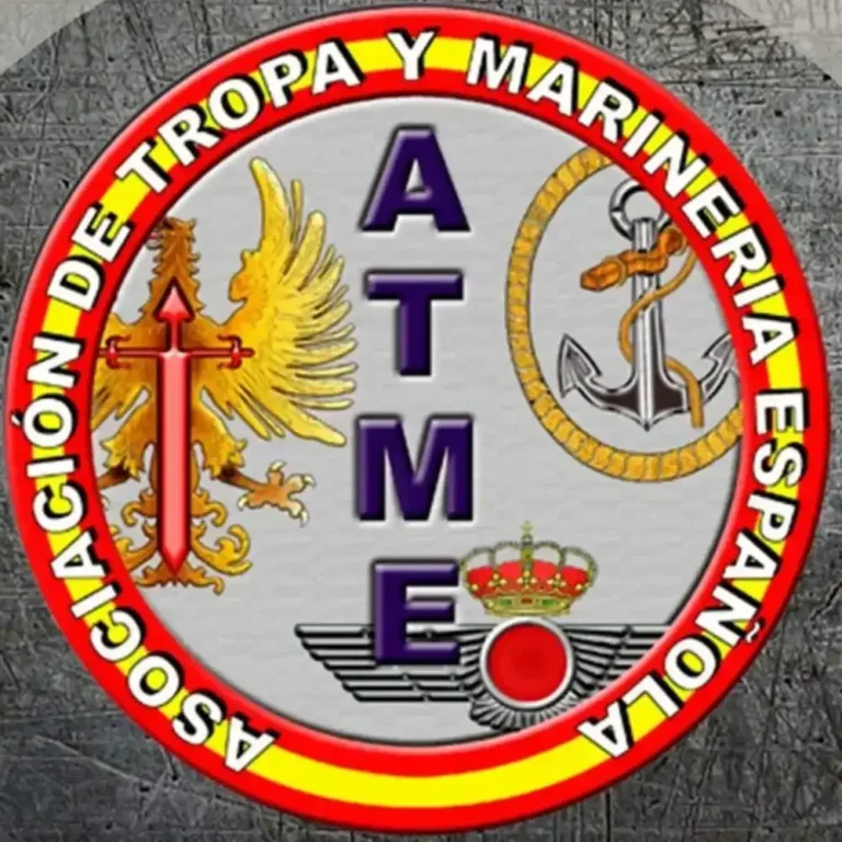 FOTOGRAFÍA. CÁCERES (EXTREMADURA) REINO DE ESPAÑA, 22 DE ABRIL DE 2025. En la imagen, un detalle del logotipo de la entidad de profesionales de las Fuerzas Armadas del reino de España, Asociación de Tropa y Marinería Española (ATME). Lasvocesdelpueblo (Ñ Pueblo)