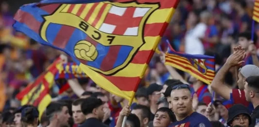 FOTOGRAFÍA. SEVILLA (ANDALUCÍA) REINO DE ESPAÑA, 26 DE ABRIL DE 2025. Detalle de las gradas reservada por los aficioncitas del FC Barcelona (el Barça) antes de comenzar la final de la Copa del Rey que disputan Real Madrid y FC Barcelona en el estadio de La Cartuja, en Sevilla. Efe
