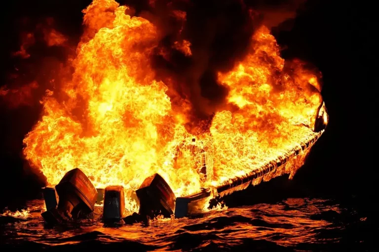 FOTOGRAFÍA. MIAMI (FLORIDA) ESTADOS UNIDOS DE AMÉRICA (EEUU), 09 DE ABRIL DE 2025. La Guardia Costera de United States of America (USA) descarga casi 510 millones de dólares en narcóticos ilegales interceptados en el Océano Pacífico Oriental. Todas estas interdicciones están vinculadas a investigaciones criminales de socios federales y a organizaciones criminales transnacionales y terroristas extranjeras, como el Clan del Golfo, el Cártel de Sinaloa y el Cártel Jalisco Nueva Generación. Lasvocesdelpueblo (Ñ Pueblo)