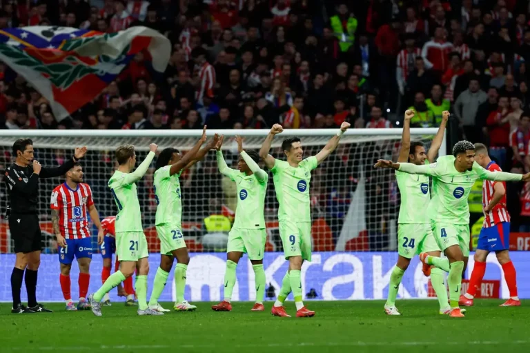 FOTOGRAFÍA. MADRID (REINO DE ESPAÑA), 02 DE ABRIL DE 2024. Lanzado por un primer tiempo concluyente, ganador por un pase de Lamine Yamal y un gol de Ferran Torres en el minuto 27 y resistente cuando el duelo lo exigió en la segunda parte, el FC Barcelona alcanzó la final de la Copa del Rey frente al Real Madrid, entre los complejos iniciales del Atlético de Madrid y una reacción insuficiente después. Efe