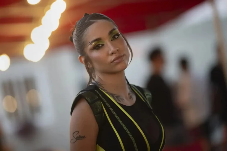 FOTOGRAFÍA. BUENOS AIRES (REPÚBLICA DE ARGENTINA), 10 DE JULIO DE 2020. En la imagen, la cantante, compositora y exyoutuber argentina, María de los Ángeles Becerra (María Becerra).​ En 2015 comenzó a crear contenido de entretenimiento en su canal de YouTube, el cual contó con más de tres millones de suscriptores. Efe