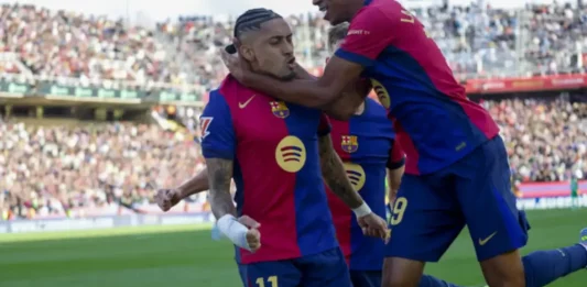 FOTOGRAFÍA. BARCELONA (CATALUÑA) REINO DE ESPAÑA, 19 DE ABRIL DE 2025. El delantero del FC Barcelona Ferrán Torres celebra su gol ante el Celta de Vigo durante el partido de la jornada 32 de LaLiga EA Sports que FC Barcelona y Celta de Vigo disputaron en el estadio olímpico Lluís Companys en Barcelona. Efe