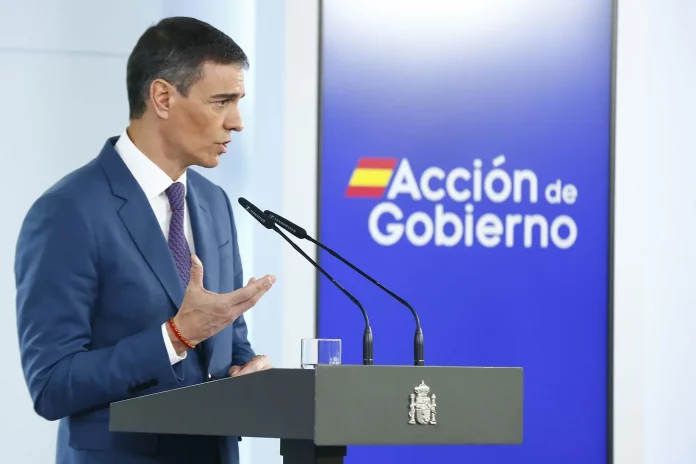 apagón España, red electrica, apagón, pedro Sánchez Pérez-Castejón, Sánchez, (8) FOTOGRAFÍA. MADRID (REINO DE ESPAÑA), 29 DE ABRIL DE 2025. El presidente del Gobierno y secretario general del Partido Socialista (PSOE), Pedro Sánchez Pérez-Castejón hace una declaración ante los medios este martes en el Palacio de la Moncloa sobre el apagón generalizado del lunes 28 de abril en España. Lasvocesdelpueblo (Ñ Pueblo)