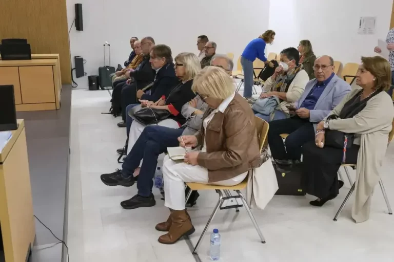 FOTOGRAFÍA. LAS PALMAS DE GRAN CANARIA (ISLAS CANARIAS) REINO DE ESPAÑA, 05 DE MAYO DE 2025. La Audiencia de Las Palmas retomó este lunes el juicio sobre el presunto uso fraudulento de subvenciones públicas destinadas a la formación por parte de la fundación Fundescán del patronato de Fundescan, presidido por parte de la exsecretaria general del sindicato mayoritario socialista Unión General de los Trabajadores (UGT), a fines al Partido Socialista (PSOE), en las Islas Canarias Alicia Rodríguez Betancor. En esta causa también está imputado, como responsable civil de los presuntos fraudes cometidos, el propio sindicato UGT. Efe