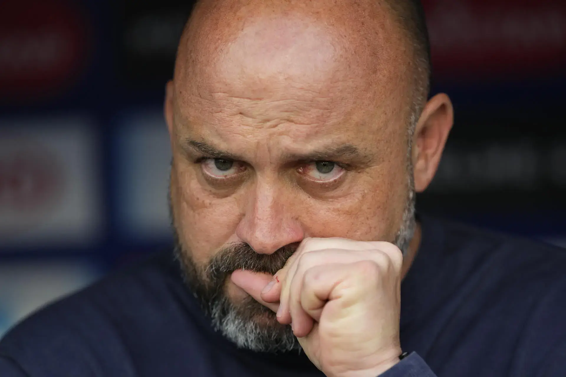 FOTOGRAFÍA. CORNELLÁ DE LLOBREGAT (BARCELOAN) REINO DE ESPAÑA, 24 DE MAYO DE 2025. El entrenador del Espanyol, Manolo González, durante la jornada 38 de LaLiga EA Sports que el RCD Espanyol y el UD Las Palmas disputan este sábado, en el RCDE Stadium. Efe