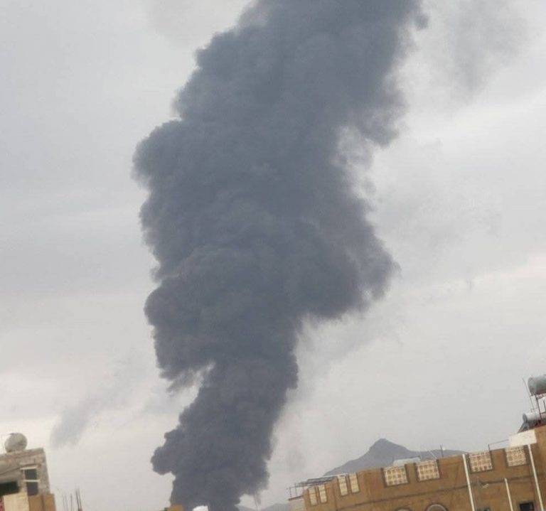 FOTOGRAFÍA. SANÁ (YEMEN), 06 DE MAYO DE 2025. Varios aviones de combate de la Fuerza Aérea de Israel han atacado hoy el aeropuerto internacional de Saná, en la capital de Yemen, controlado por los terroristas islamofascistas hutíes, según los medios de comunicación locales. Captura video de testigoos/Lasvocesdelpueblo (Ñ Pueblo)