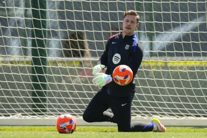 Valladolid - Barcelona Hansi Flick apuesta por Christensen junto a Araujo; Pedri y Gavi en el centro del campo y son titulares Pau Víctor; Fermín López y Ansu Fati, Marc-André ter Stegen FOTOGRAFÍA. BARCELONA (REINO DE ESPAÑA), 28 DE ABRIL DE 2025. El portero alemán del FC Barcelona Marc-André ter Stegen durante el entrenamiento del equipo en las instalaciones de la Ciudad Deportiva Joan Gamper, este lunes. Efe