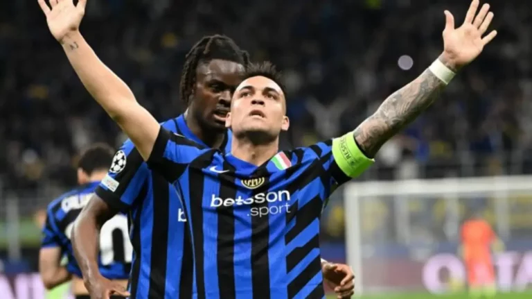 FOTOGRAFÍA. MILÁN (ITALIA), 06 DE MAYO D E2025. El delantero del Inter Milan Lautaro Martinez celebra el 1-0 durante el partido de vuelta de semifinales de la UEFA Champions League entre Inter Milan y FC Barcelona, en Milan, Italia. Efe