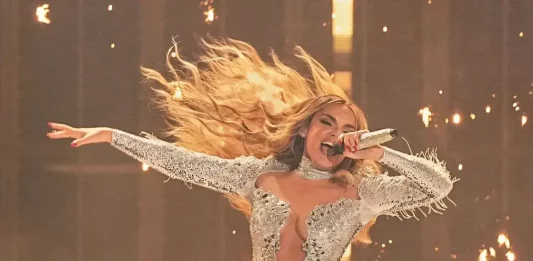 FOTOGRAFÍA. BASILEA (SUIZA), 17 DE MAYO DE 2025. Eurovisión 2025. Spain's Melody performs the song "Esa diva" during the grand final of the 69th Eurovision Song Contest (ESC) in Basel, Switzerland, 17 May 2025. (España, Suiza, Basilea). La cantante Melody durante su actuación en la final del Festival de Eurovisión, en el que quedó en antepenúltima posición. Efe