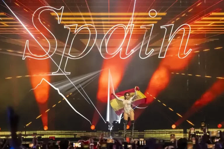 FOTOGRAFÍA. BASILEA (SUIZA), 17 DE MAYO DE 2025. Eurovisión 2025. Spain's Melody performs the song "Esa diva" during the grand final of the 69th Eurovision Song Contest (ESC) in Basel, Switzerland, 17 May 2025. (España, Suiza, Basilea). La cantante Melody durante su actuación en la final del Festival de Eurovisión, en el que quedó en antepenúltima posición. Efe