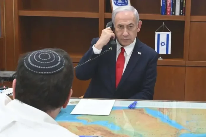 FOTOGRAFÍA, JERUSALÉN (ISAREL), 24 DE JUNIO DE 2025. Imagen del primer ministro de israel, benjamín Netanyahu (Bibi), hablando por teléfono con el presidente de los Estados Unidos de América, Donald John Trump, este domingo, 22 de junio de 2025 sobres las campañas de ambos países contra las instalaciones nucleares de los Ayatolas ISIS en la República islámica de Irán,  Operación León Ascendente (Am Kalavi) de Israel y Operación Martillo de Medianoche (Operation Midnight Hammer) de USA. Lasvocesdelpueblo (Ñ Pueblo)