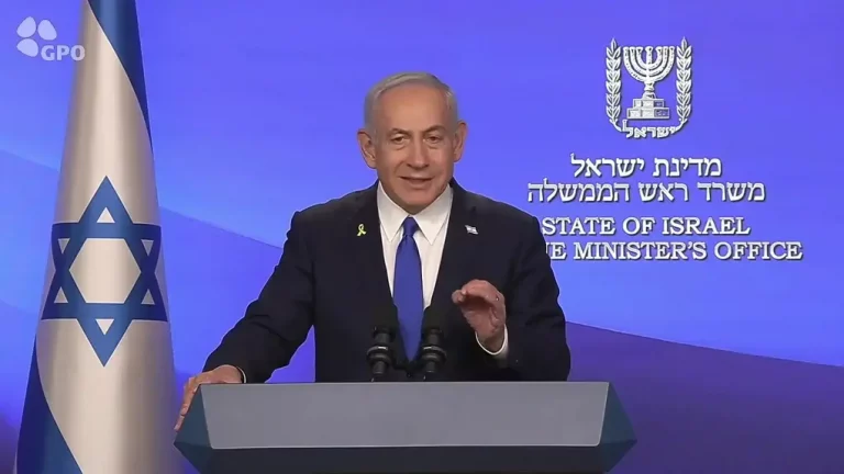 FOTOGRAFÍA. JERUSALÉN (ISRAEL), 24 D EJUNIO DE 2025. El primer ministro de Israel, Benjamín Netanyahu (Bibi), registrado este martes durante una Declaración Institucional sobre el alto de fuego de "La Guerra de 12 Días" entre Israel e Irán, acordado este martes. Captura Vídeo/Lasvocesdelpueblo (Ñ Pueblo)