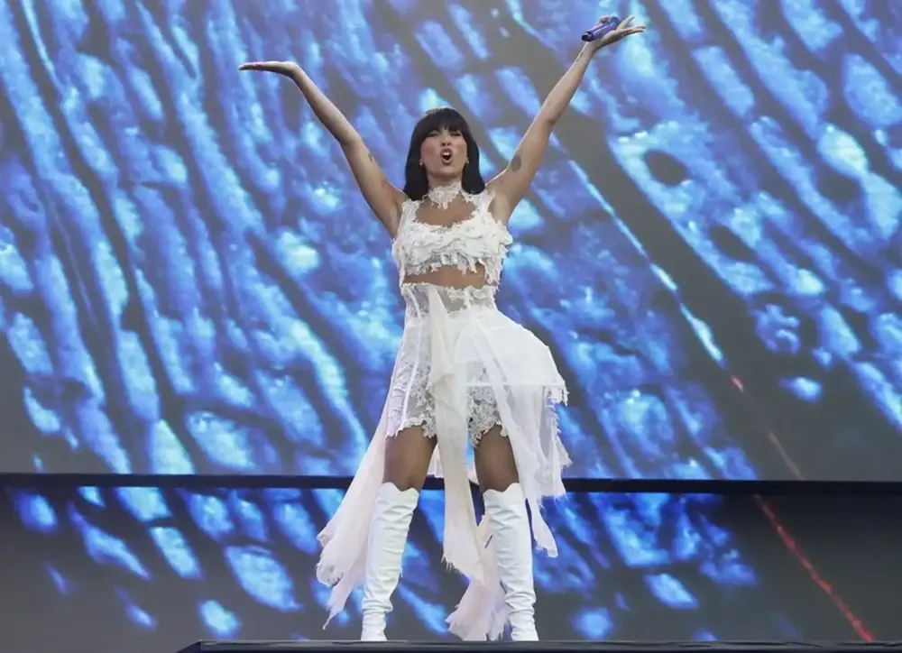 FOTOGRAFÍA. BARCELOAN (CATALUÑA) REINO DE ESPAÑA, 19 D EJULIO DE 2025. La cantante, compositora y actriz española natura de Barcelona (Cataluña) Aitana Ocaña Morales, durante su concierto este sábado en el Estadio Olímpico de Barcelona, que ha dado el pistoletazo de salida a la gira Metamorfosis Season. Efe