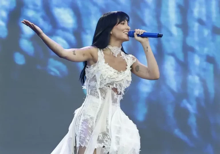 FOTOGRAFÍA. BARCELOAN (CATALUÑA) REINO DE ESPAÑA, 19 D EJULIO DE 2025. La cantante, compositora y actriz española natura de Barcelona (Cataluña) Aitana Ocaña Morales, durante su concierto este sábado en el Estadio Olímpico de Barcelona, que ha dado el pistoletazo de salida a la gira Metamorfosis Season. Efe