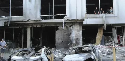 FOTOGRAFÍA. ODESA (UCRANIA), 22 DE JULIO DE 2025. Daños causados por un ataque ruso con drones en Odesa, en el sur de Ucrania, en una imagen del 22 de julio de 2025. Efe