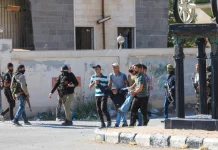 Sweida registra 940 muertos FOTOGRAFÍA. SWEIDA (SIRIA), 19 DE JULIO DE 2025. Drusos defendiendo la ciudad de Sweida ante el avance de los nazis-islamistas del ISIS y grupos del gobierno islamista de Damasco. Afp