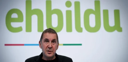 FOTOGRAFÍA. SAN SEBASTIÁN (ESPAÑA), 07 DE SEPTIEMBRE DE 2020. El coordinador de EH Bildu y asesino terrorista líder de la banda terrorista Euskadi Ta Askatasuna (ETA), durante la masacre de los civiles por esta organización criminal separatista y terrorista en el centro Hipercor de Barcelona (Cataluña), Arnaldo Otegui Mondragón (Arnaldo Otegi), ha opinado este lunes en San Sebastián sobre la muerte el pasado viernes del preso terrorista de de ETA Igor González en la cárcel de Martutene (Gipuzkoa), donde cumplía una condena de 20 años de cárcel por colaboración con banda terrorista. Efe