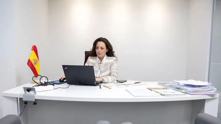 FOTOGRAFÍA. MADRID (REINO DE ESPAÑA), 15 DE JULIO DE 2025. La coordinadora Nacional Jurídica de VOX, Marta Castro Fuentes, registrada este martes en calle Bambú 12 de Madrid, sede nacional de la Resistencia española VOX. Lasvocesdelpueblo (Ñ Pueblo)