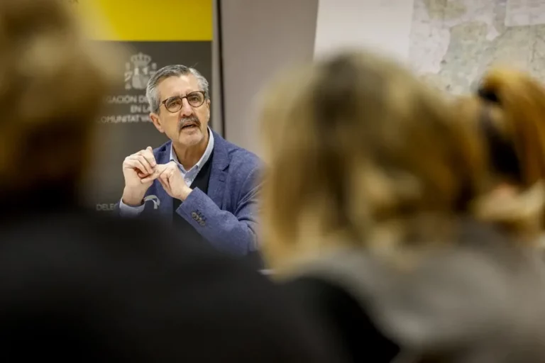 FOTOGRAFÍA. VALENCIA (REINO DE ESPAÑA), 30 DE ENERO DE 2025. El presidente del Partido Socialista de la Comunidad Valenciana (PSPV-PSOE), nombrado por el presidente del Gobierno de España y secretario general del PSOE (Pedro Sánchez Pérez-Castejón) como "Comisionado para la reconstrucción tras la Depresión Aislada en Niveles Altos (DANA)" del 29 de octubre de 2024, José María Ángel Batalla. Efe