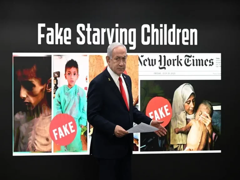 FOTOGRAFÍA. JERUSALÉN (ISARAEL), 10 DE AGOSTO DE 2025. El primer ministro de la Tierra Santa, Benjamín Netanyahu (Bibi), ha ofrecido este domingo una conferencia de prensa para medios extranjeros con credenciales en el país hebreo en la que ha desmontado las mentiras de Hamas ISIS durante el último mes de la guerra contra el terrorismo nazi-fascista islamista y antisemita en Gaza. "Hoy en día, el Estado judío está siendo difamado de forma similar. Todo lo que les dije podría verificarse fácilmente, pero no ha sido así. Y la prensa internacional se ha tragado todo lo que ha dicho Hamás ISIS: las estadísticas de Hamás ISIS, las afirmaciones de Hamás ISIS, las falsificaciones de Hamás ISIS, las fotografías de Hamás ISIS, por ejemplo, de estos tres niños. El primero es Osama Alakub. Está en Italia recibiendo tratamiento porque Israel lo rescató; así es como se ve hoy. Tiene una enfermedad genética que daña los pulmones y el sistema digestivo. Dificulta la absorción de nutrientes y le hace subir de peso. ¿De acuerdo? Israel facilitó el viaje de Osama a Italia, donde recibió la asistencia médica que transformó su situación. El segundo es Abdul Khad Faumi. Padece atrofia muscular espinal, un trastorno neurológico genético. Una enfermedad degenerativa que causa debilidad muscular y pérdida de peso severa, sin relación con la nutrición. Esta fue la verdadera causa de su frágil apariencia, no la inanición. De hecho, recibió tratamiento en Israel en 2018, pero no le ayudó porque es una enfermedad congénita y, al menos, resiste la mayoría de los tratamientos. La tercera es la más célebre. Es una foto de portada del New York Times. Aparece en la portada Muhamad Zakaria Aub y su madre. Muhamad Zakaria Aub padece una enfermedad genética que ya conocen: parálisis cerebral. Su madre está bien alimentada y su hermano goza de buena salud. Estoy considerando la posibilidad de un Gobierno de Israel contra el New York Times, porque esto es indignante. Claro, la corrección era del tamaño de una estampilla; no sé dónde la ocultaron. Pero esto es indignante. Estas son las tres fotos más famosas, y todas son falsas. No toleraremos ese tipo de mentiras malignas que se lanzaron contra el pueblo judío en la Edad Media, y no permitiremos que pasen desapercibidas, y ese es el propósito de esta conferencia. Espero que abran los ojos a una simple realidad: Hamás ISIS miente". Desmontó Netanyahu anunciando posibles acciones legales contra New York Times aunque rectificara noticia falsa de Hamas ISIS por la puerta trasera sin otra portada inmensa como la de la mentira contra los judíos. Lasvocesdelpueblo (Ñ Pueblo)