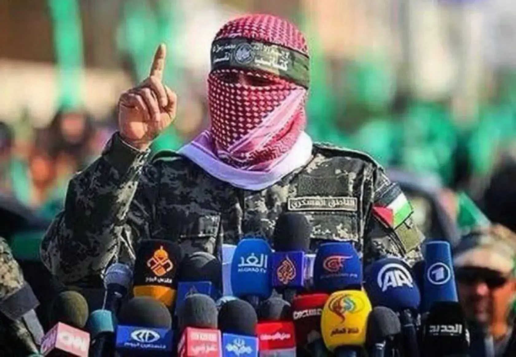 FOTOGRAFÍA. JERUSALÉN (ISRAEL)/GAZA (FRANJA DE GAZA, 31 DE AGOSTO DE 2025. Israel elimina al nazi Abu Obeida en Gaza, la cara visible del nazismo e islamofascismo antisemita del siglo XXI, apoyados por las satélites antisemitas y antiisraelíes en el Occidente perverso. "Al mismo tiempo, atacamos al portavoz de Hamás ISIS, Abu Obeida, símbolo de la organización terrorista asesina", ha asegurado este domingo Bibi (benjamín Netanyahu). La eliminación del nazi Abu Obeida en Gaza ha sido confirmado este domingo, 31 de agosto de 2025, por parte del Comandante jefe y primer ministro de la Tierra Santa, Bibi (Benjamín Netanyahu). Lasvocesdelpueblo (Ñ Pueblo)