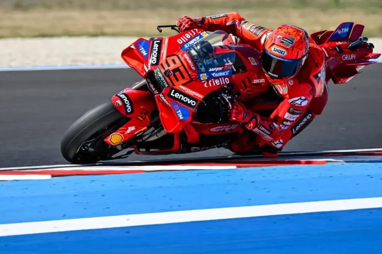 Marc Márquez domina en Hungría