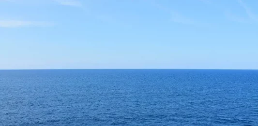 FOTOGRAFÍA. DETALLES DE AGUAS DEL ESTADO DE ISRAEL, 25 DE SEPTIEMBRE DE 2025. Buque Armada Española - Flotilla antisemita | El presidente de Vox y Patriots of Europe, Santiago Abascal Conde, ha acusado hoy al presidente del Gobierno antisemita de España y secretario general del Partido Socialista (PSOE), Pedro Sánchez Pérez-Castejón, de "crea conflictos internacionales de la mano de Hamas ISIS", sus socios en el plan islamofascista de destrucción de Israel. Inteligencia de Israel/Lasvocesdelpueblo (Ñ Pueblo)