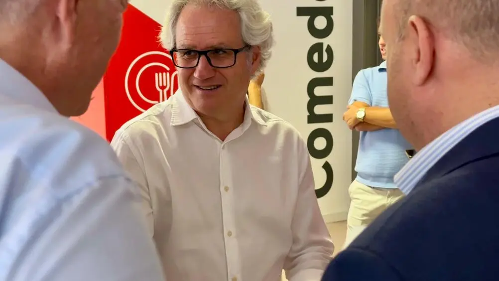 FOTOGRAFÍA. ZARAGOZA (ARAGÓN) REINO DE ESPAÑA, 20 DE SEPTIEMBRE DE 2025. Zaragoza acoge el llamado "Consejo General" de Ciutadans Partit de la Ciutadanía Ciudadanos (Cs). Los dirigentes del partido WOKE y liberal han acordado una "Declaración Política" y han elegido una "nueva Junta Autonómica", según ha podido saber Lasvocesdelpueblo. Entre los asistentes, destara la presencia del secretario general del partido, Carlos Pérez-Nievas López de Goicoechea; la del coordinador autonómico de Cs, José Ramón González Barriga; del exsecretario General, exportavoz de Cs y diputado en el Parlamento de Cataluña desde el 17 diciembre 2012 hasta el 19 marzo 2024 cuando Cs desapareció en las urnas de las elecciones catalanas del 12M de 2024, Matías Alonso Ruiz; entre otros. Lasvocesdelpueblo (Ñ Pueblo)