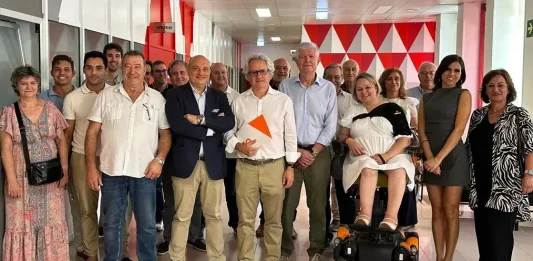 FOTOGRAFÍA. ZARAGOZA (ARAGÓN) REINO DE ESPAÑA, 20 DE SEPTIEMBRE DE 2025. Zaragoza acoge el llamado "Consejo General" de Ciutadans Partit de la Ciutadanía Ciudadanos (Cs). Los dirigentes del partido WOKE y liberal han acordado una "Declaración Política" y han elegido una "nueva Junta Autonómica", según ha podido saber Lasvocesdelpueblo. Entre los asistentes, destara la presencia del secretario general del partido, Carlos Pérez-Nievas López de Goicoechea; la del coordinador autonómico de Cs, José Ramón González Barriga; del exsecretario General, exportavoz de Cs y diputado en el Parlamento de Cataluña desde el 17 diciembre 2012 hasta el 19 marzo 2024 cuando Cs desapareció en las urnas de las elecciones catalanas del 12M de 2024, Matías Alonso Ruiz; entre otros. Lasvocesdelpueblo (Ñ Pueblo)