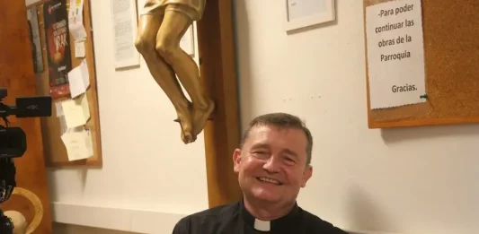 FOTOGRAFÍA. BADALONA (BARCELONA) ESPAÑA, 08 DE AGOSTO DE 2020. Detalle de una imagen del sacerdote catalán, Custodio Ballester Bielsa, registrada este sábado, 8 de agosto de 2020, durante una entrevista con Lasvocesdelpueblo (Ñ Pueblo) en una parroquia de Badalona (Barcelona) Cataluña, donde el páter patriota perseguido en Cataluña por el PSC/PSOE y el Govern de la Generalitat de Catalunya y el el resto de España por la Fiscal de Odio de Málaga, María Teresa Verdugo, por decir la verdad y denunciar el error. El compatriota Custodio ha valorado la actualidad sociopolítica y la querella de la Fiscalía de Odio contra él, contra el sacerdote Jesús Calvo y contra el director del diario digital «Alerta Digital», Armando Robles, por denunciar el islamismo radical y el adoctrinamiento escolar por parte de los progres (progresistas). Lasvocesdelpueblo (Ñ Pueblo)